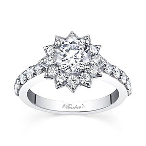 Starnish Halo Engagement Ring