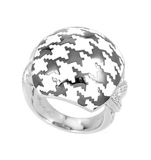 Houndstooth White Ring