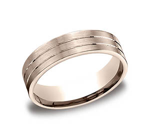 This 6mm comfort-fit satin finished carved design band features two parallel cuts along the center of the ring for a continuous pattern of style.