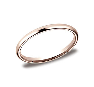 This beautiful 2mm band features a traditional domed profile and Comfort-Fit on the inside for unforgettable comfort.