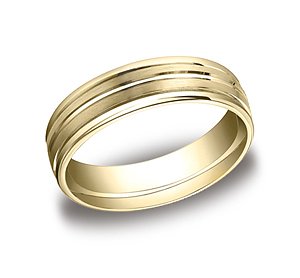 This incredible 6mm comfort-fit satin-finished carved design band features a high polished round edge and center trim that gives subtle consistency of style and form.