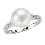 14KW WHITE FW CULTURED PEARL RING 9.5-10MM PEARL W/ D.12CT