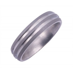 5MM WIDE DOMED TITANIUM BAND WITH 2 1MM WIDE EMPTY GROOVES. SANDBLAST FINISH