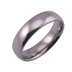 6MM DOMED TITANIUM BAND IN A POLISH FINISH.