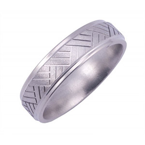 6MM FLAT TITANIUM BAND WITH GROOVED EDGES AND BASKET WEAVE TOOLING IN A STONE FINISHAND POLISHED EDGES.
