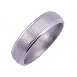 6MM FLAT TITANIUM BAND WITH GROOVED EDGES IN A STONE FINISH AND POLISHED EDGES.