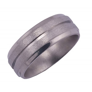 8MM BEVELED TITANIUM BAND WITH (1)1MM EMPTY GROOVE IN A STONE FINISH
