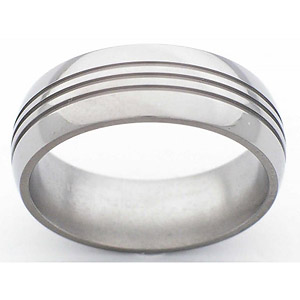 8MM DOMED TITANIUM BAND WITH(3).5MM GROOVES IN A POLISH FINISH.