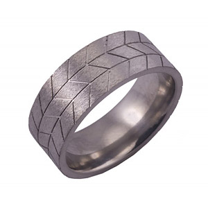 8MM FLAT TITANIUM BAND WITH TREAD TOOLING IN A STONE FINISH