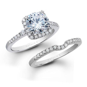 18k White Gold Halo Prong Diamond Bridal Set